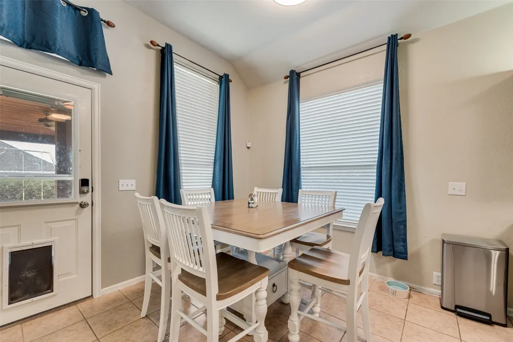 910 Elk Horn Drive Midlothian, TX 76065