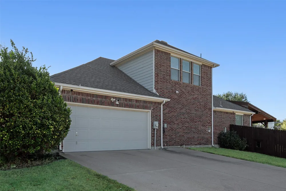 910 Elk Horn Drive Midlothian, TX 76065