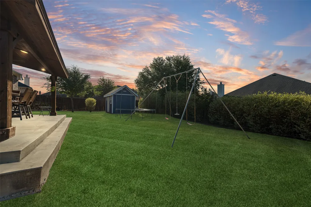 910 Elk Horn Drive Midlothian, TX 76065