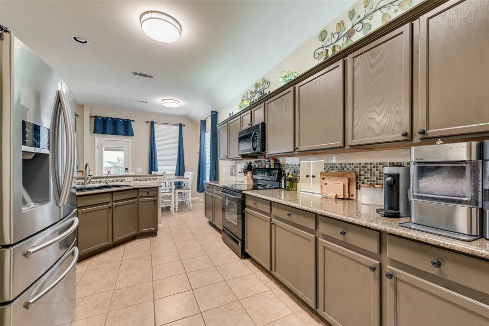 910 Elk Horn Drive Midlothian, TX 76065