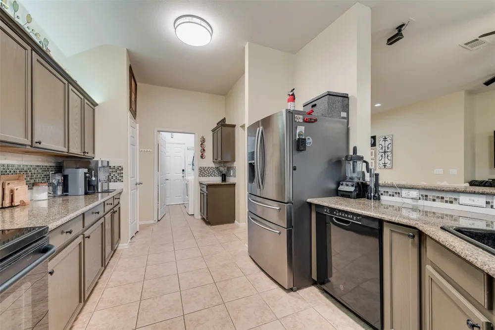 910 Elk Horn Drive Midlothian, TX 76065