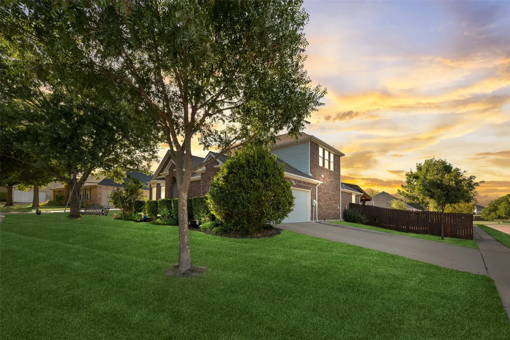 910 Elk Horn Drive Midlothian, TX 76065