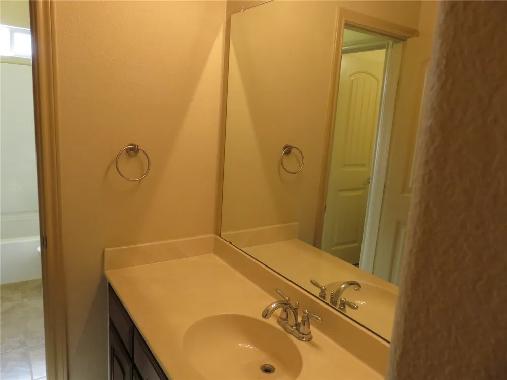 1122 Walter Stephenson Road Midlothian, TX 76065