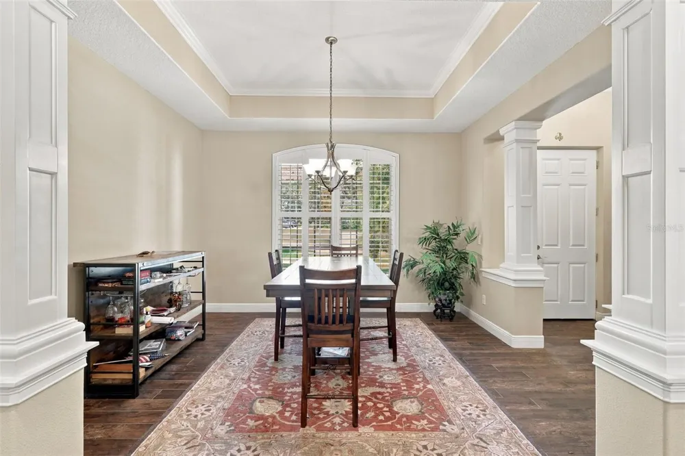 1806 GLENWOOD OAKS LANE Deland, FL 32720