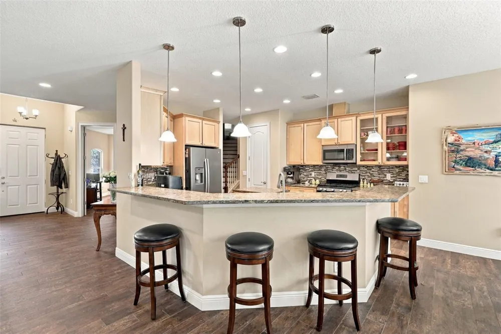 1806 GLENWOOD OAKS LANE Deland, FL 32720
