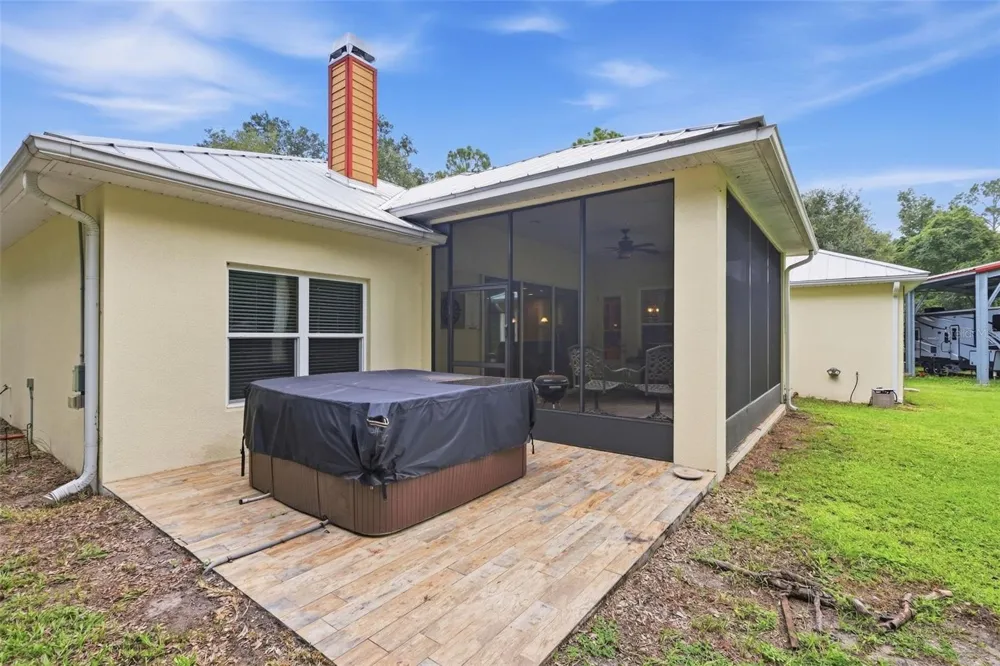 1806 GLENWOOD OAKS LANE Deland, FL 32720