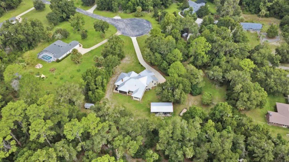 1806 GLENWOOD OAKS LANE Deland, FL 32720