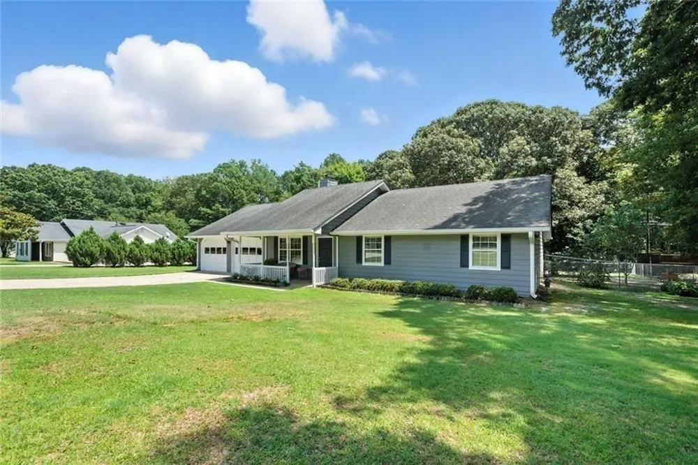 111 Brownsmill Drive Grayson, GA 30017