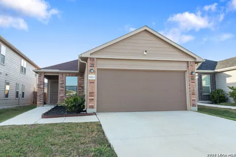 6613 Willow Landing