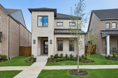 312 Callum Parkway