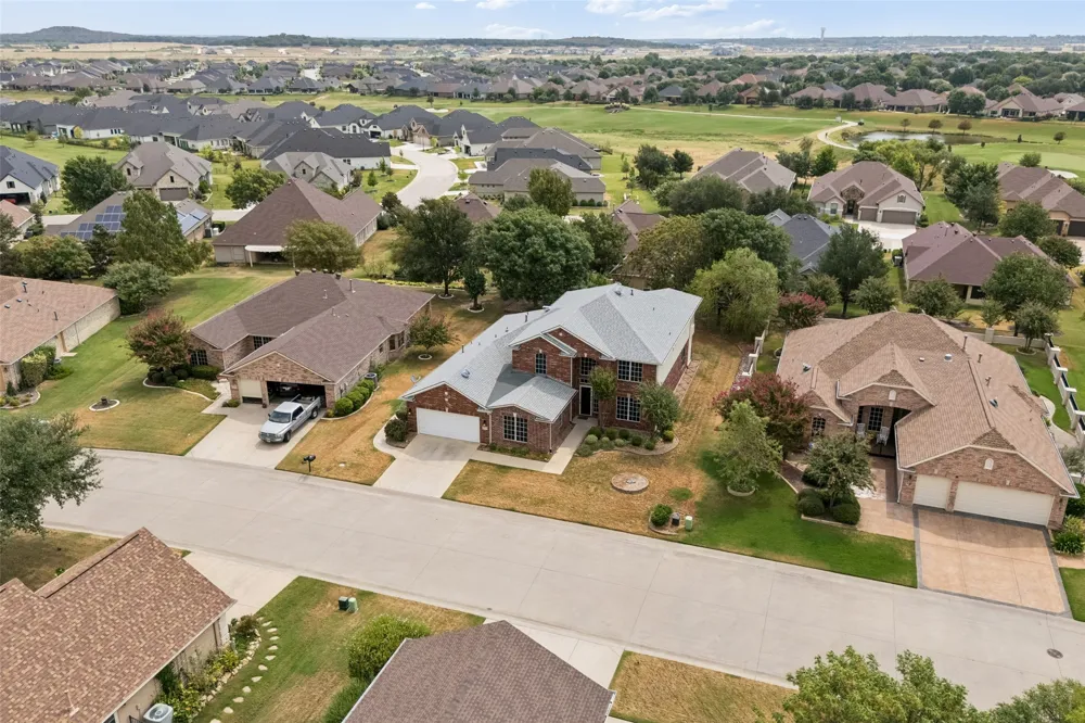 8713 Franklin Drive Denton, TX 76207