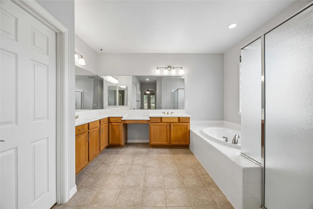 8713 Franklin Drive Denton, TX 76207