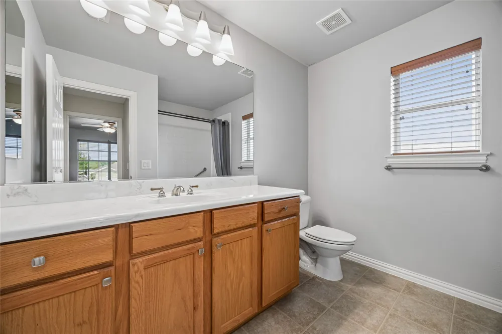 8713 Franklin Drive Denton, TX 76207