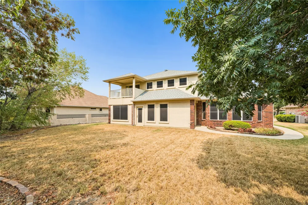 8713 Franklin Drive Denton, TX 76207