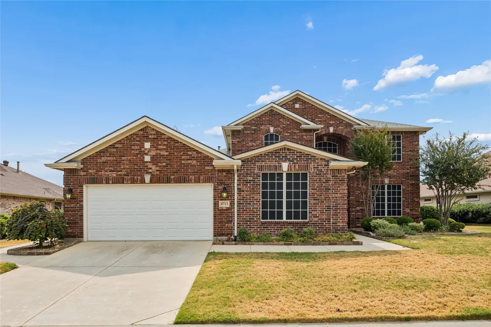 8713 Franklin Drive Denton, TX 76207
