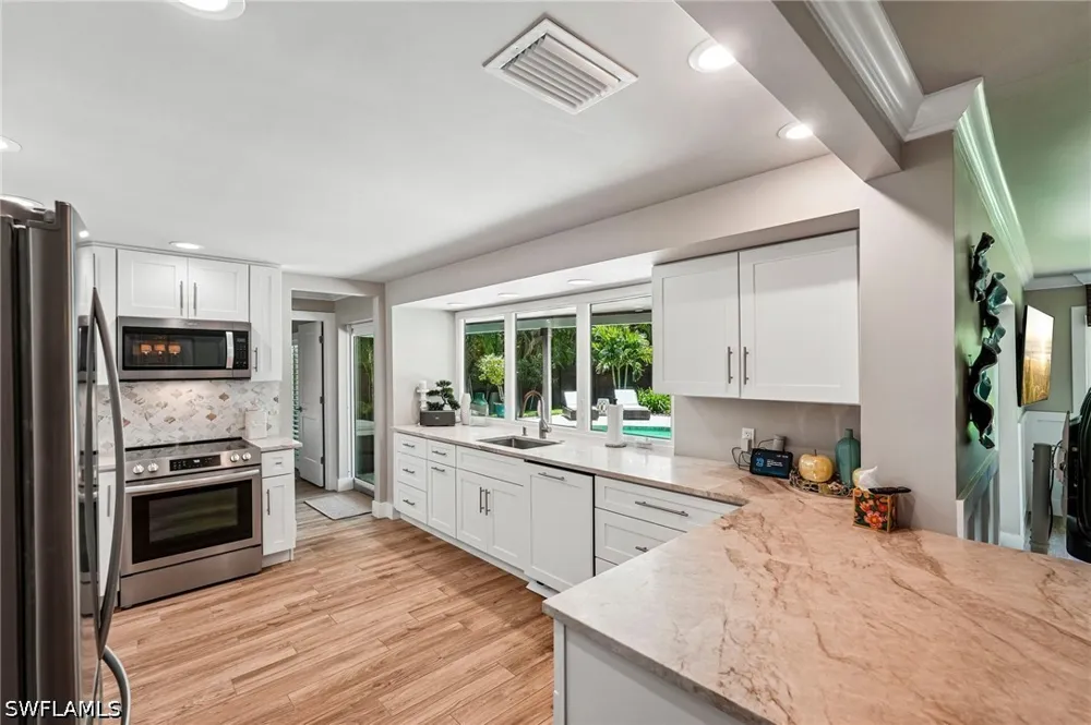 96th Avenue Naples, FL 34108