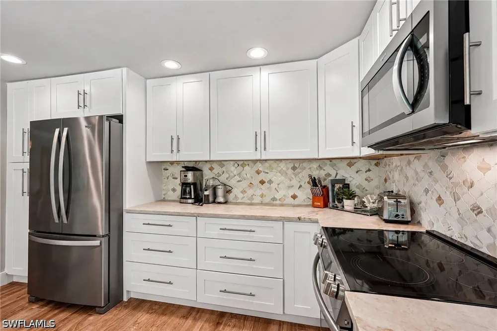 96th Avenue Naples, FL 34108