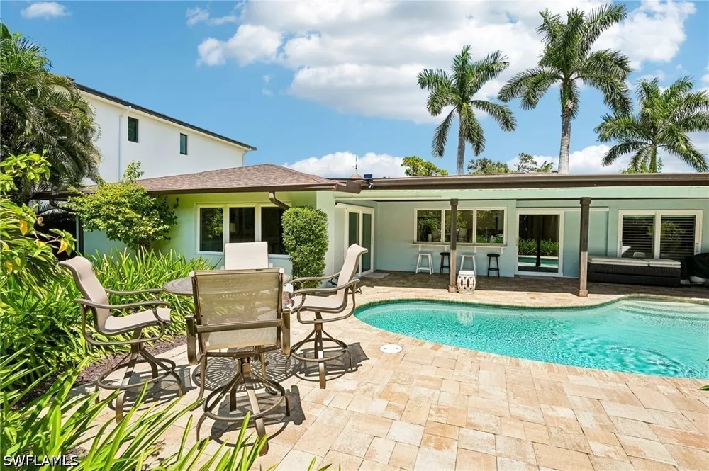 96th Avenue Naples, FL 34108