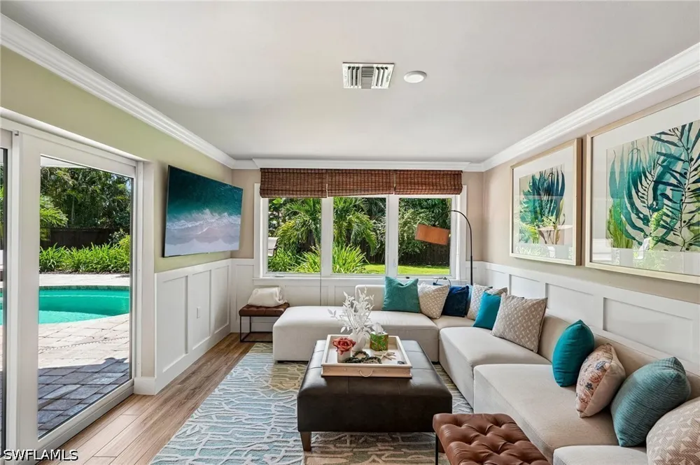 96th Avenue Naples, FL 34108