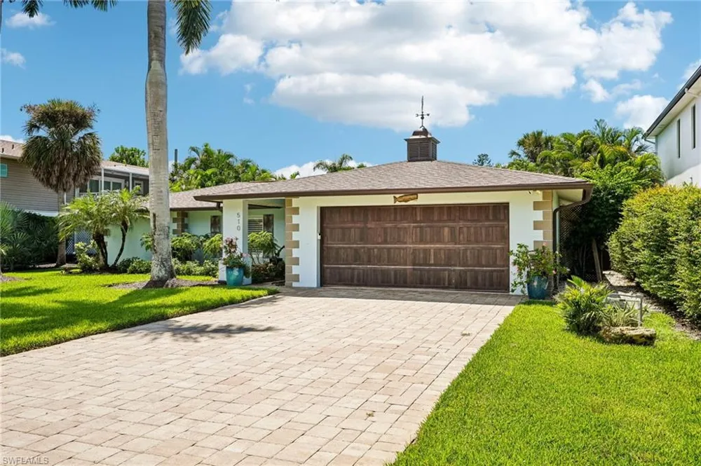 510 96th Avenue Naples, FL 34108
