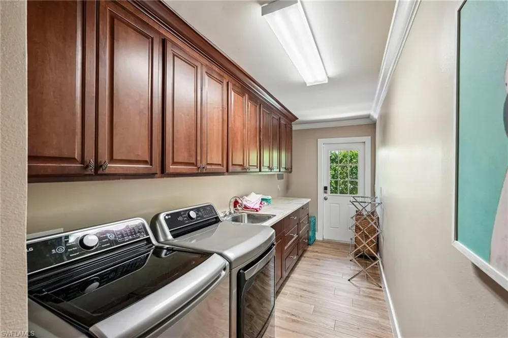510 96th Avenue Naples, FL 34108