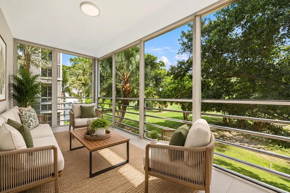806 CYPRESS GROVE LANE #303 Pompano Beach, FL 33069