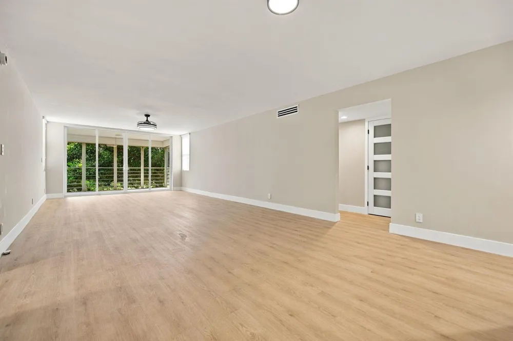 806 CYPRESS GROVE LANE #303 Pompano Beach, FL 33069