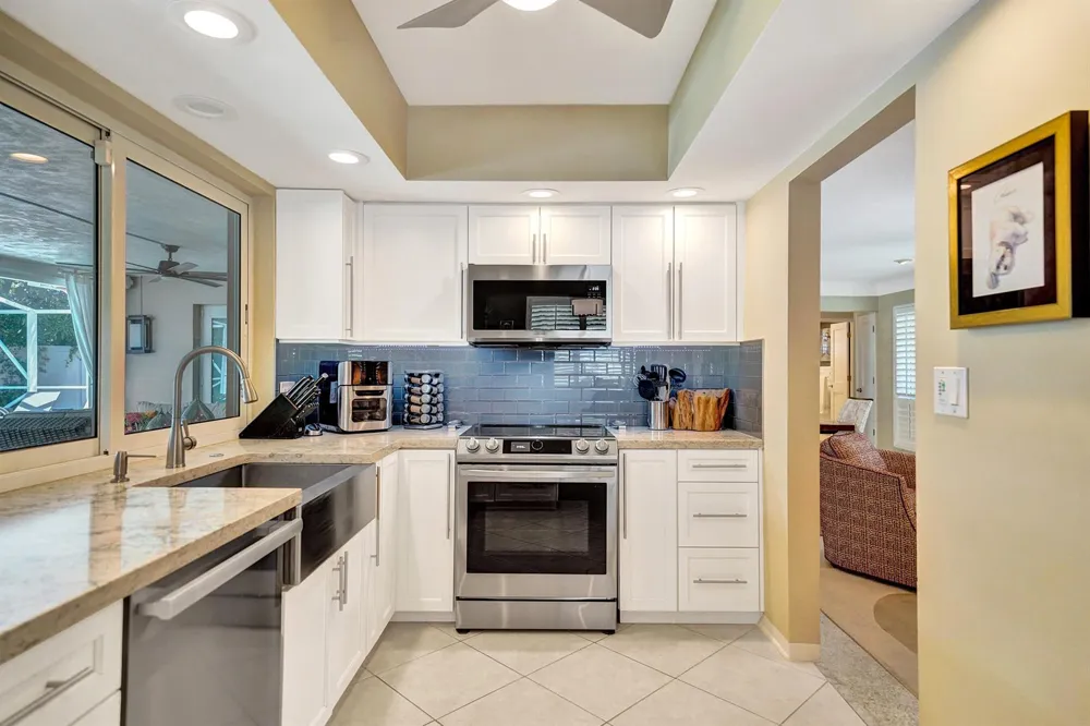 3460 NE 17TH TERRACE Oakland Park, FL 33334