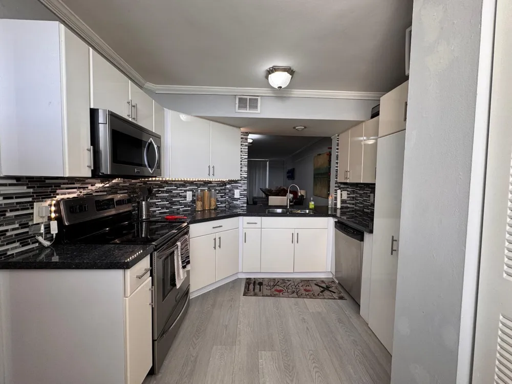 115 LAKE EMERALD DRIVE #410 Oakland Park, FL 33309
