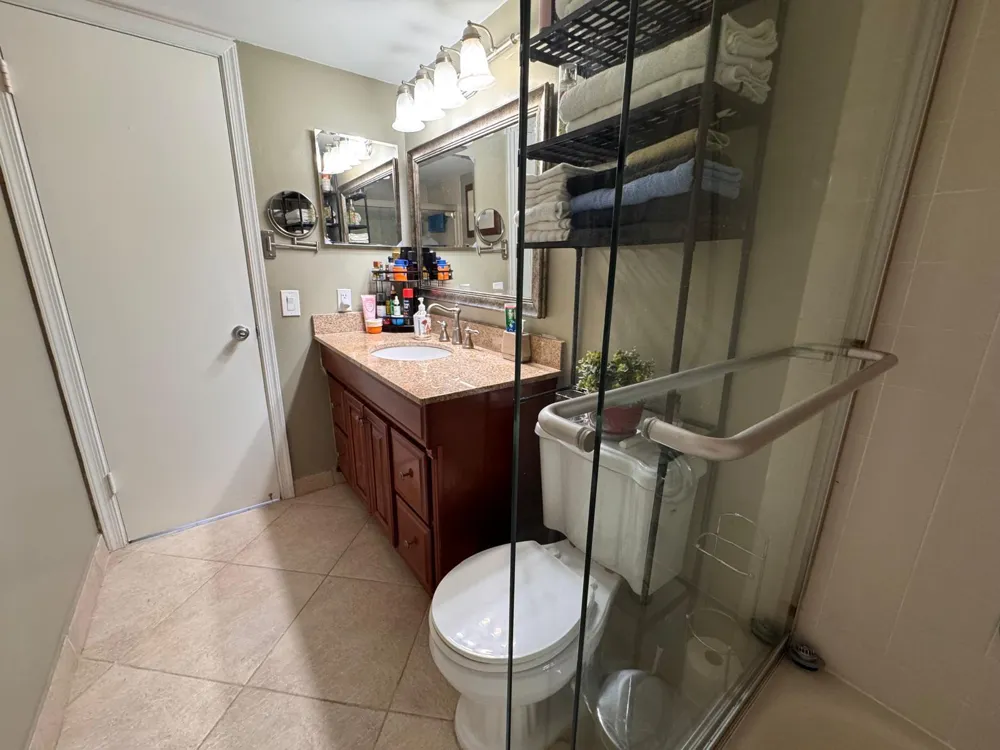 115 LAKE EMERALD DRIVE #410 Oakland Park, FL 33309