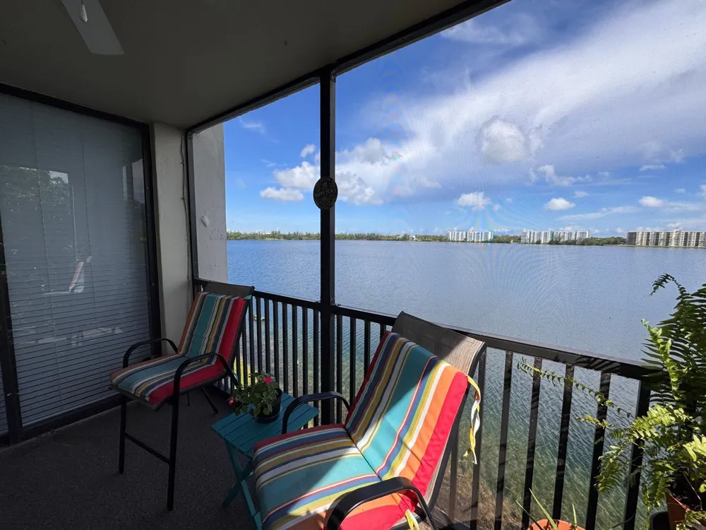 115 LAKE EMERALD DRIVE #410 Oakland Park, FL 33309