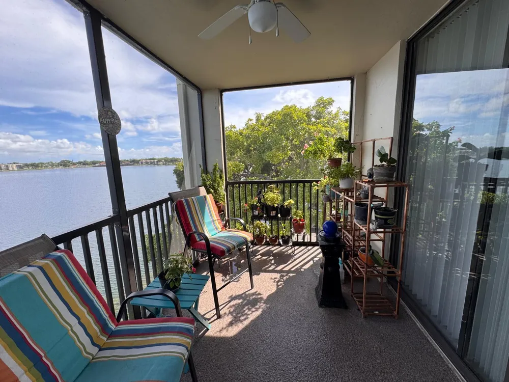 115 LAKE EMERALD DRIVE #410 Oakland Park, FL 33309