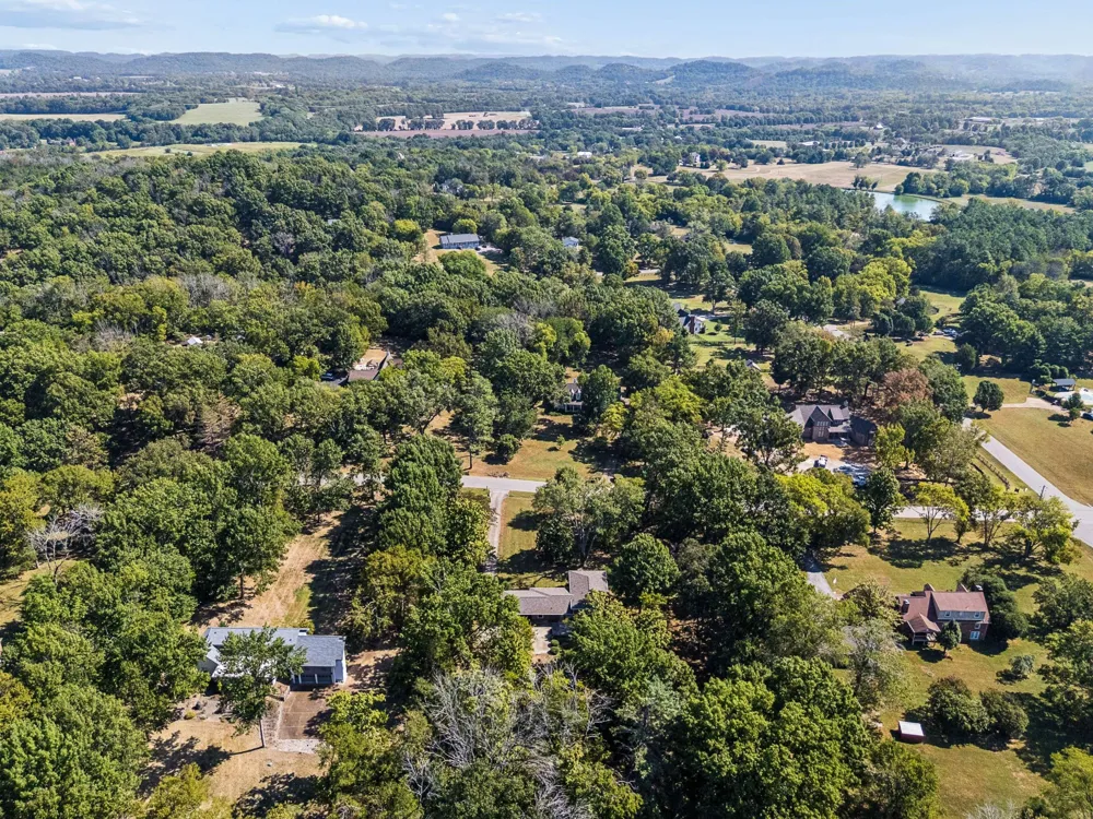 1203 Montpier Dr Franklin, TN 37069