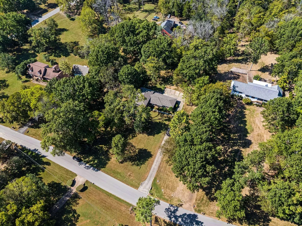 1203 Montpier Dr Franklin, TN 37069