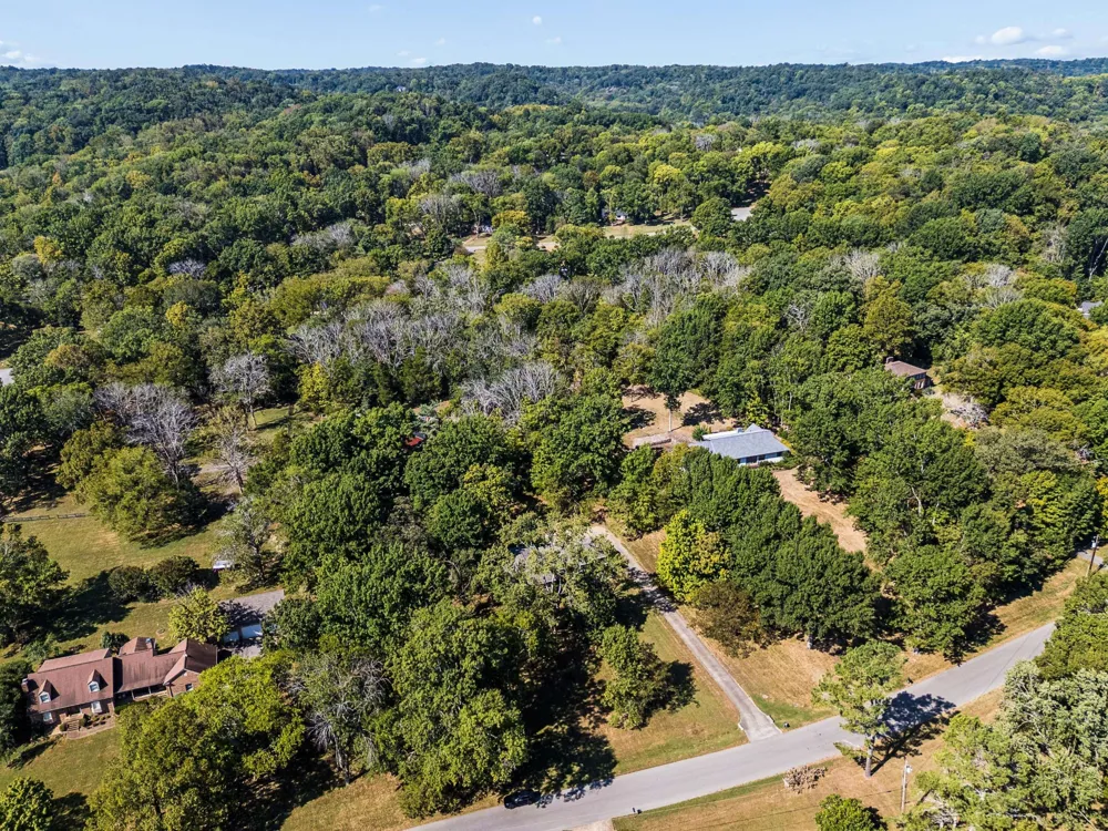 1203 Montpier Dr Franklin, TN 37069