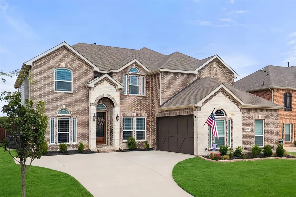4401 De Bourgh Lane Mansfield, TX 76063