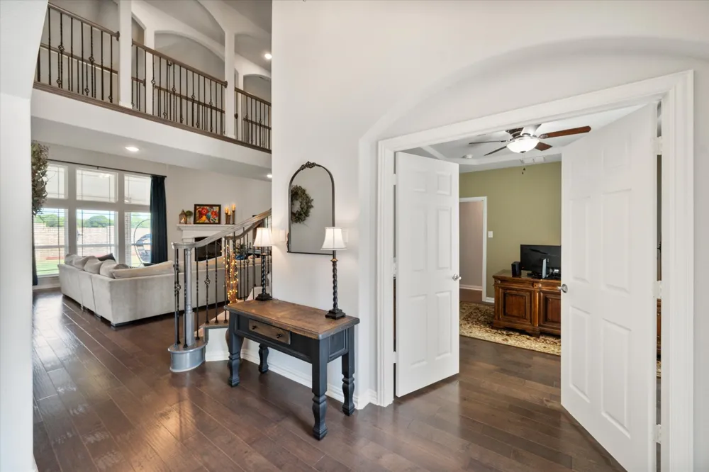 4401 De Bourgh Lane Mansfield, TX 76063