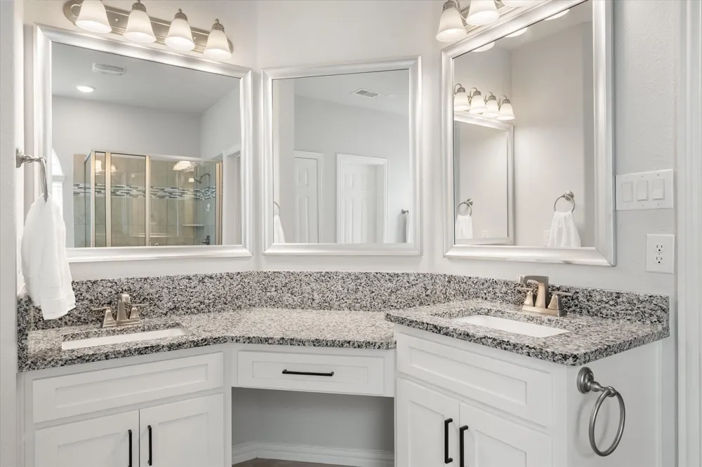 4401 De Bourgh Lane Mansfield, TX 76063
