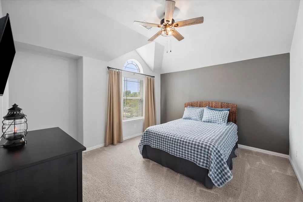 4401 De Bourgh Lane Mansfield, TX 76063
