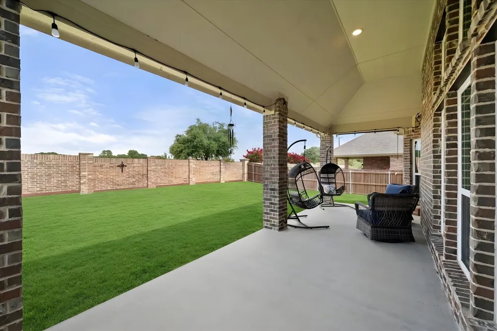 4401 De Bourgh Lane Mansfield, TX 76063