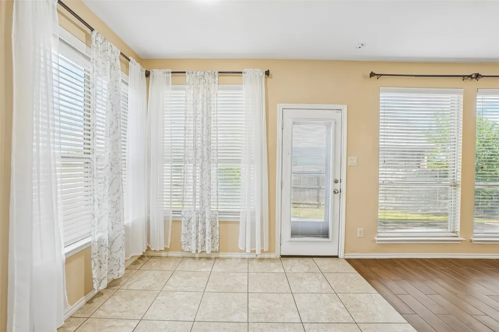 11100 Dunlavin Court Fort Worth, TX 76052
