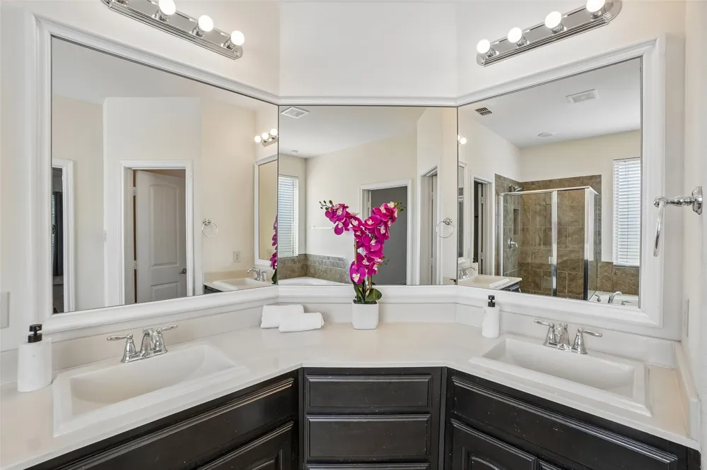 11100 Dunlavin Court Fort Worth, TX 76052