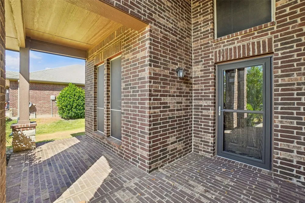 11100 Dunlavin Court Fort Worth, TX 76052