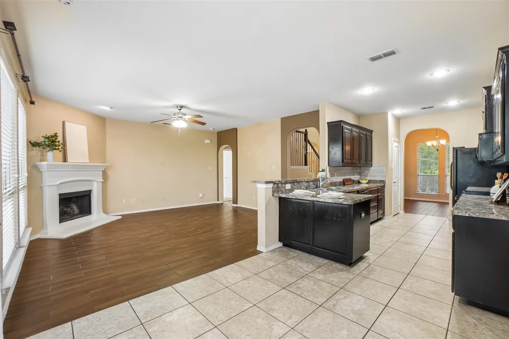 11100 Dunlavin Court Fort Worth, TX 76052