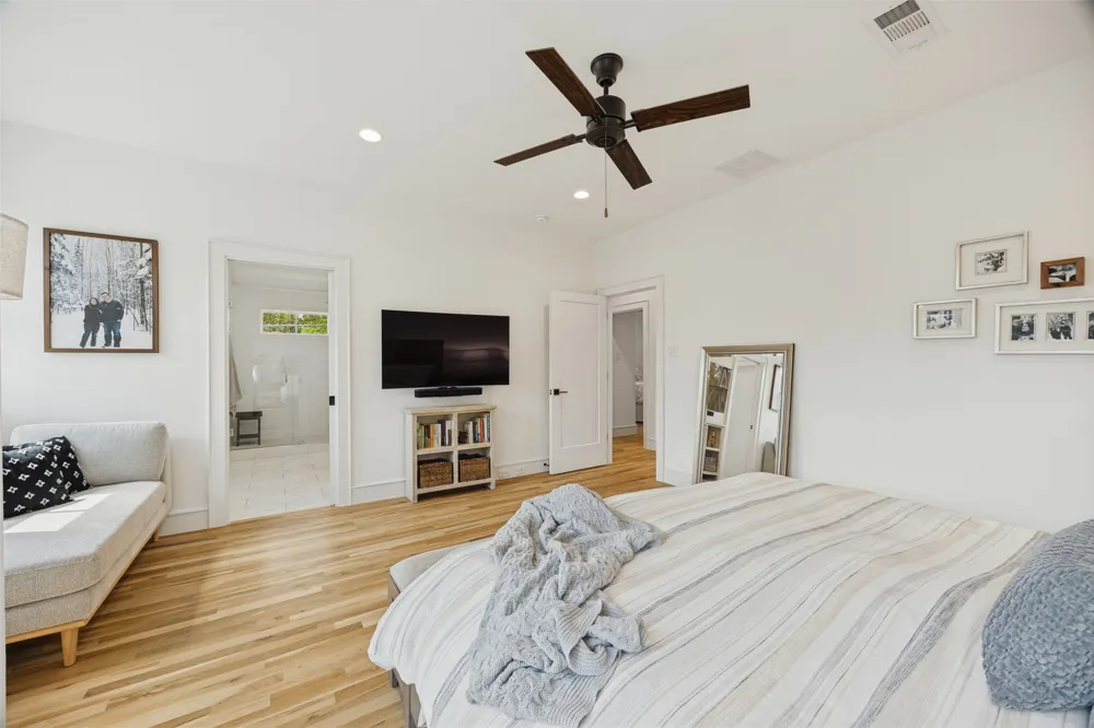 8600 Forest Hills Boulevard Dallas, TX 75218