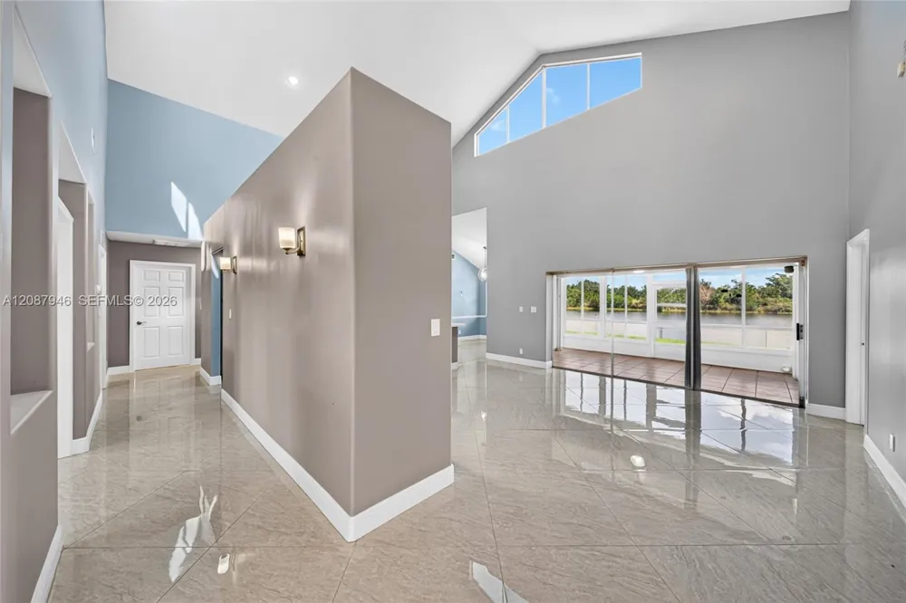 20141 NW 10th St Pembroke Pines, FL 33029