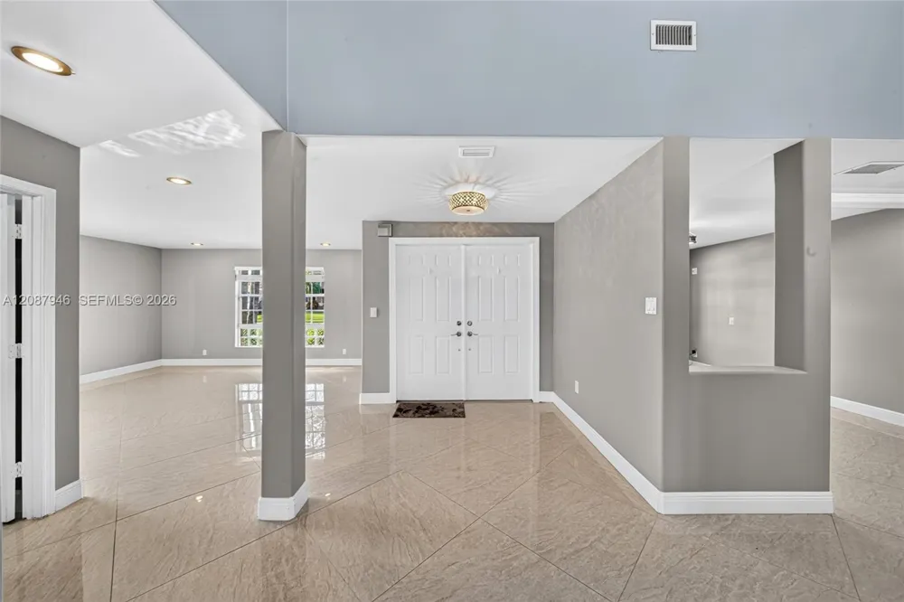20141 NW 10th St Pembroke Pines, FL 33029
