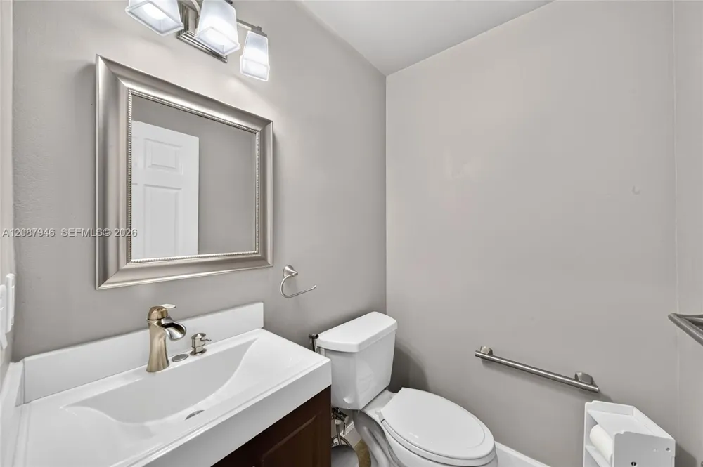 20141 NW 10th St Pembroke Pines, FL 33029