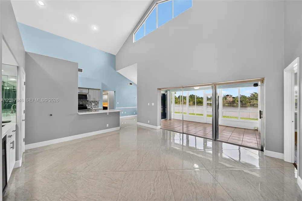 20141 NW 10th St Pembroke Pines, FL 33029