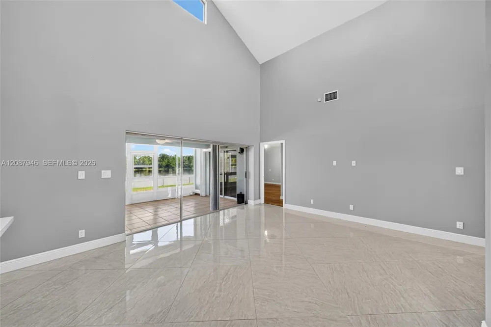 20141 NW 10th St Pembroke Pines, FL 33029